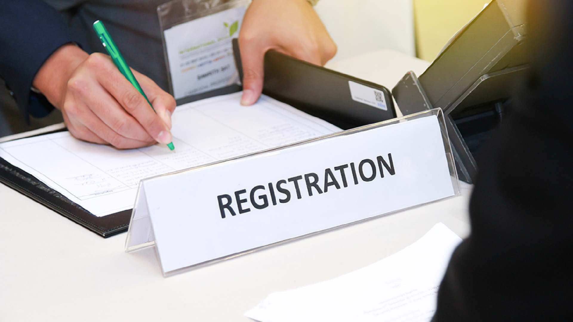 Registration of the company in Dubai